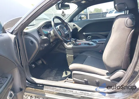 2019 Dodge Challenger Sxt z USA, uszkodzony, nr VIN 2C3CDZAG7KH743940